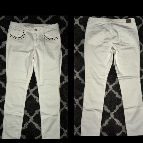 American Eagle Outfitters Denim - America eagles jeans